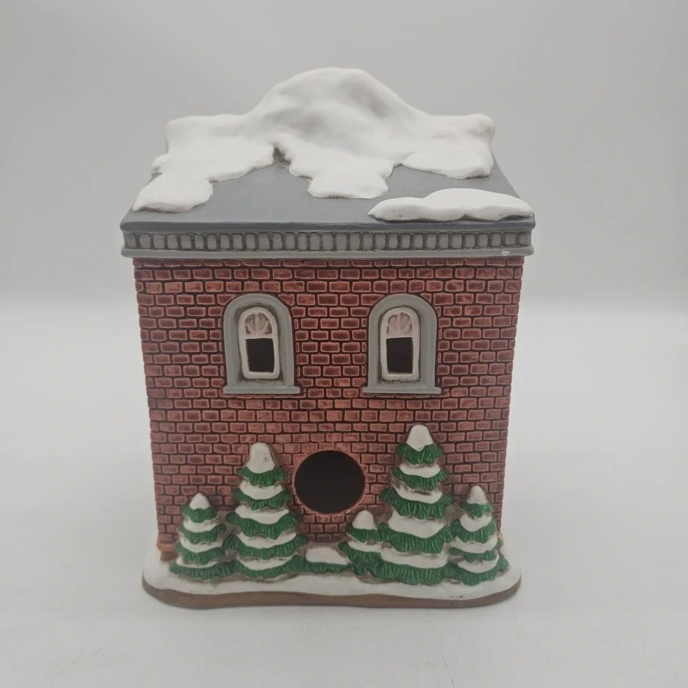 Lefton vtg colonial