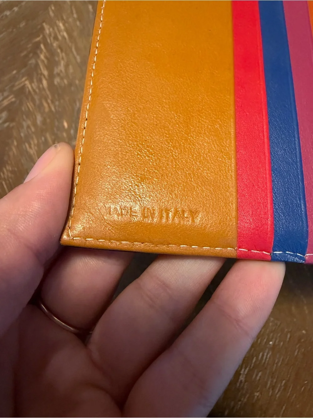 Vera Pelle vibrant colorblock