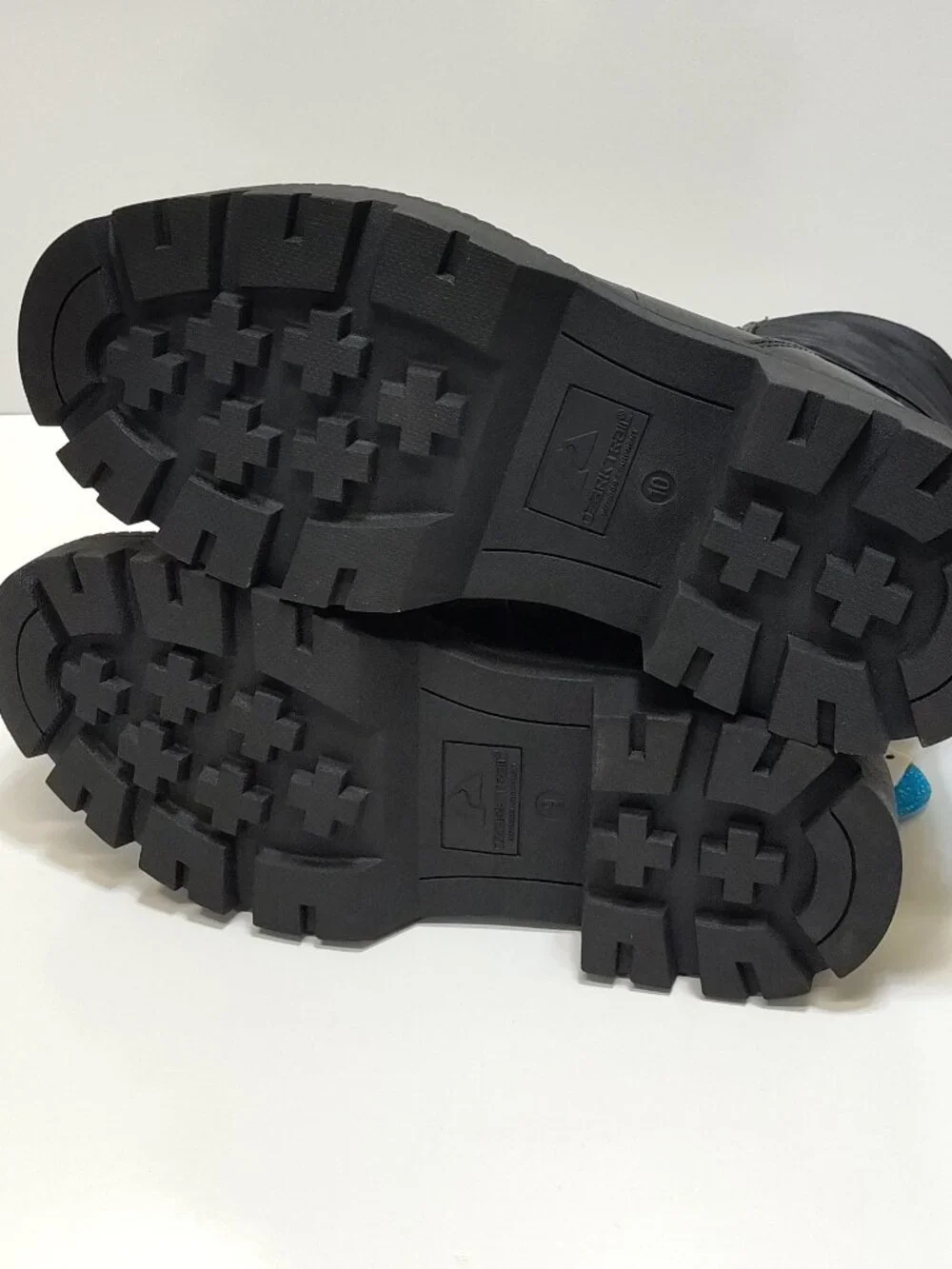 Ozark Trail Waterproof Snow Combat Boots 400g Thinsulate HydroGuard WMNS 9 NWT