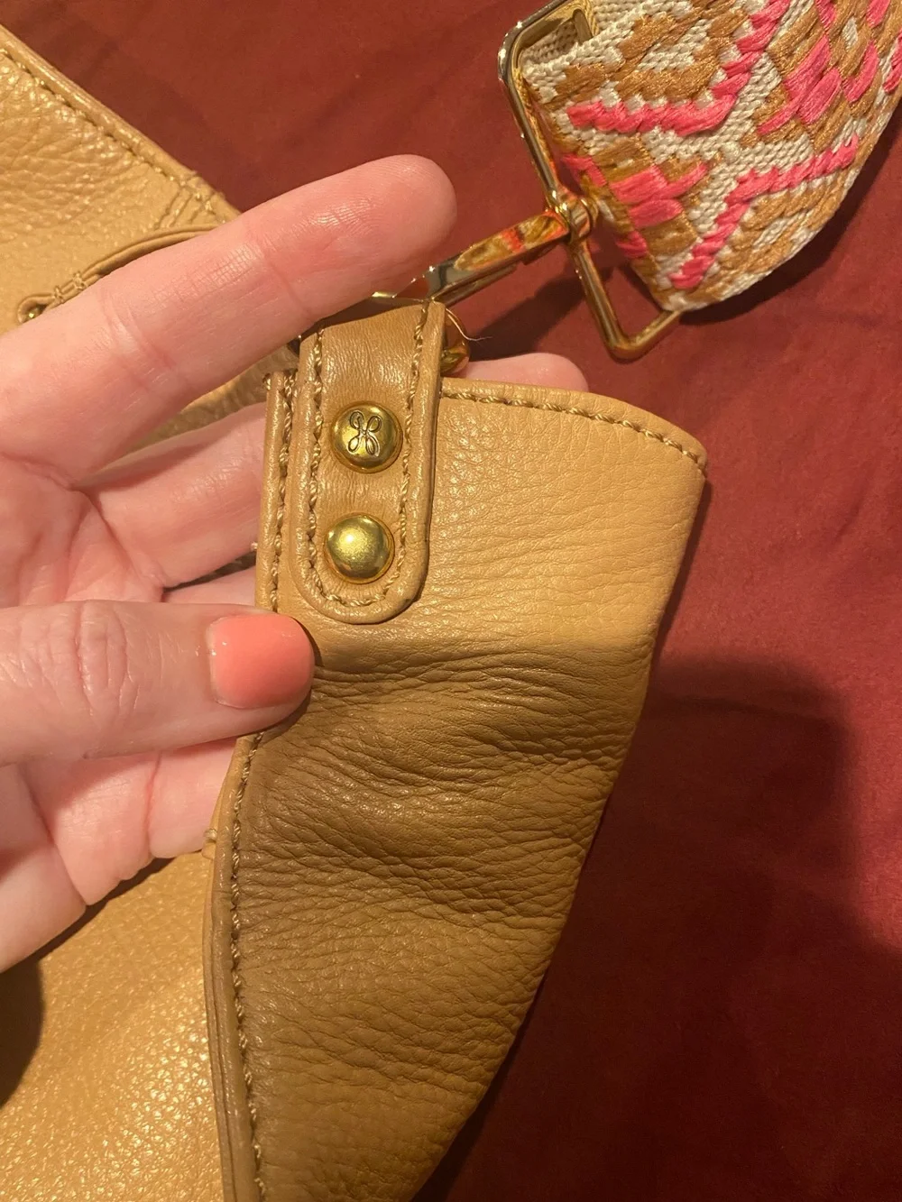 HOBO tan pebbled