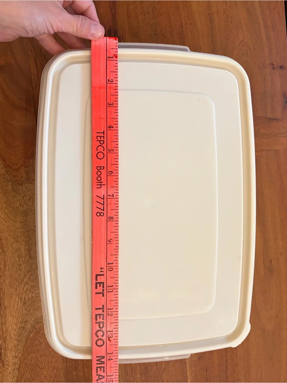 Rubbermaid two vintage