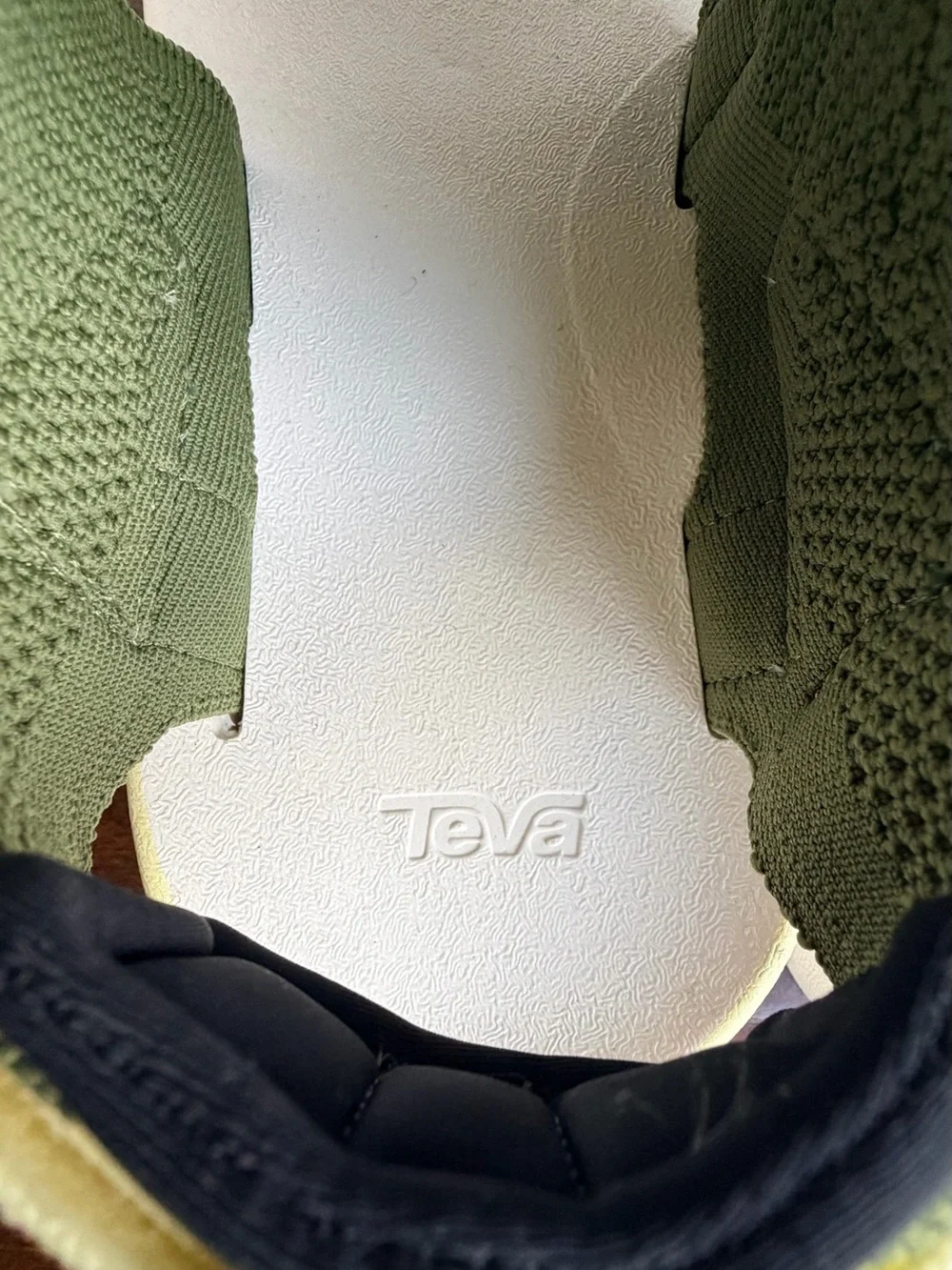 Teva soft olive