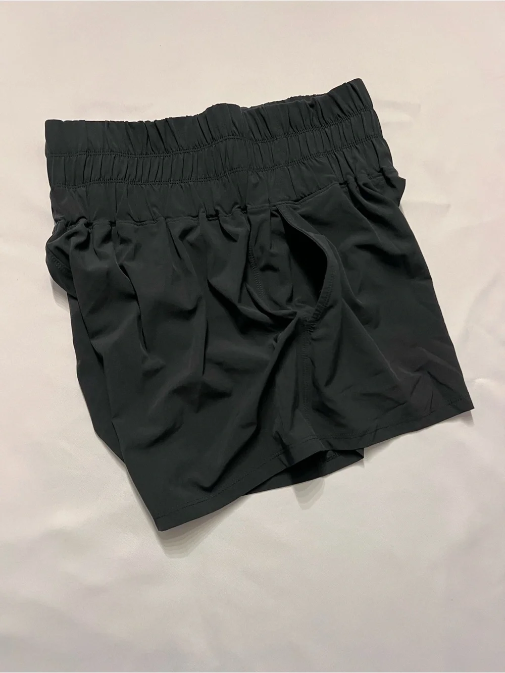 Glowmode black athletic