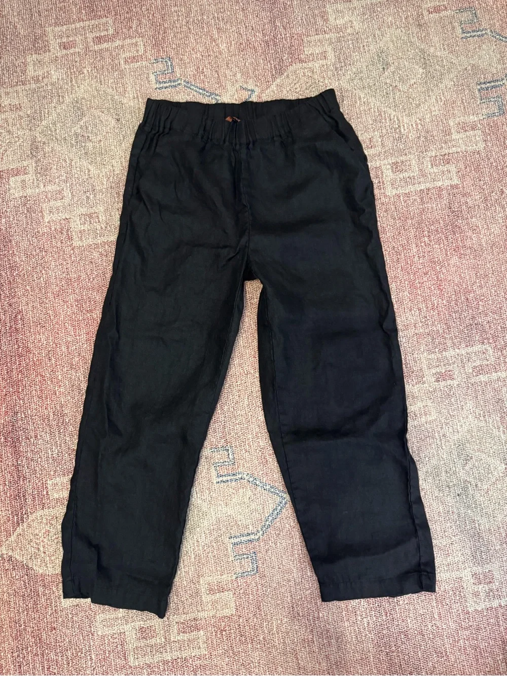 Quince black linen pull on pants size small petite like new