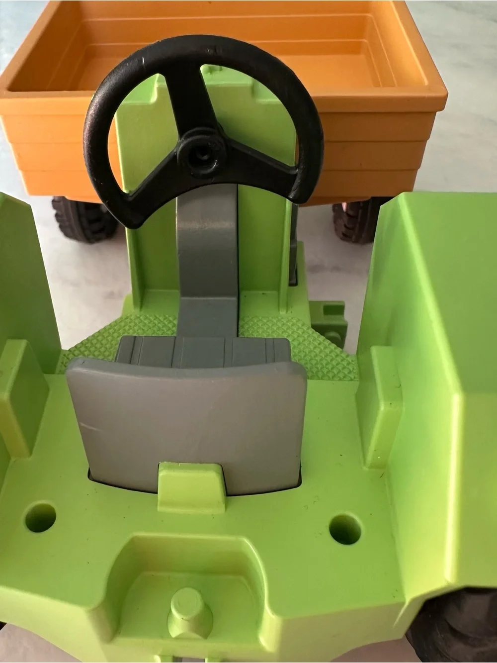 Playmobil harvester tractor