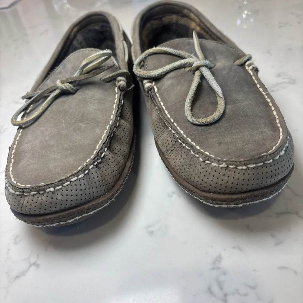 LL Bean Gray Leather SlipOn Flannel Lined‎ Handsewn Slippers Rubber Sole SZ 10M