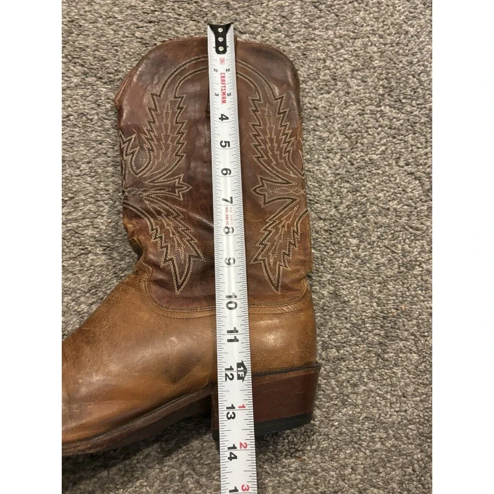 Lucchese missing one