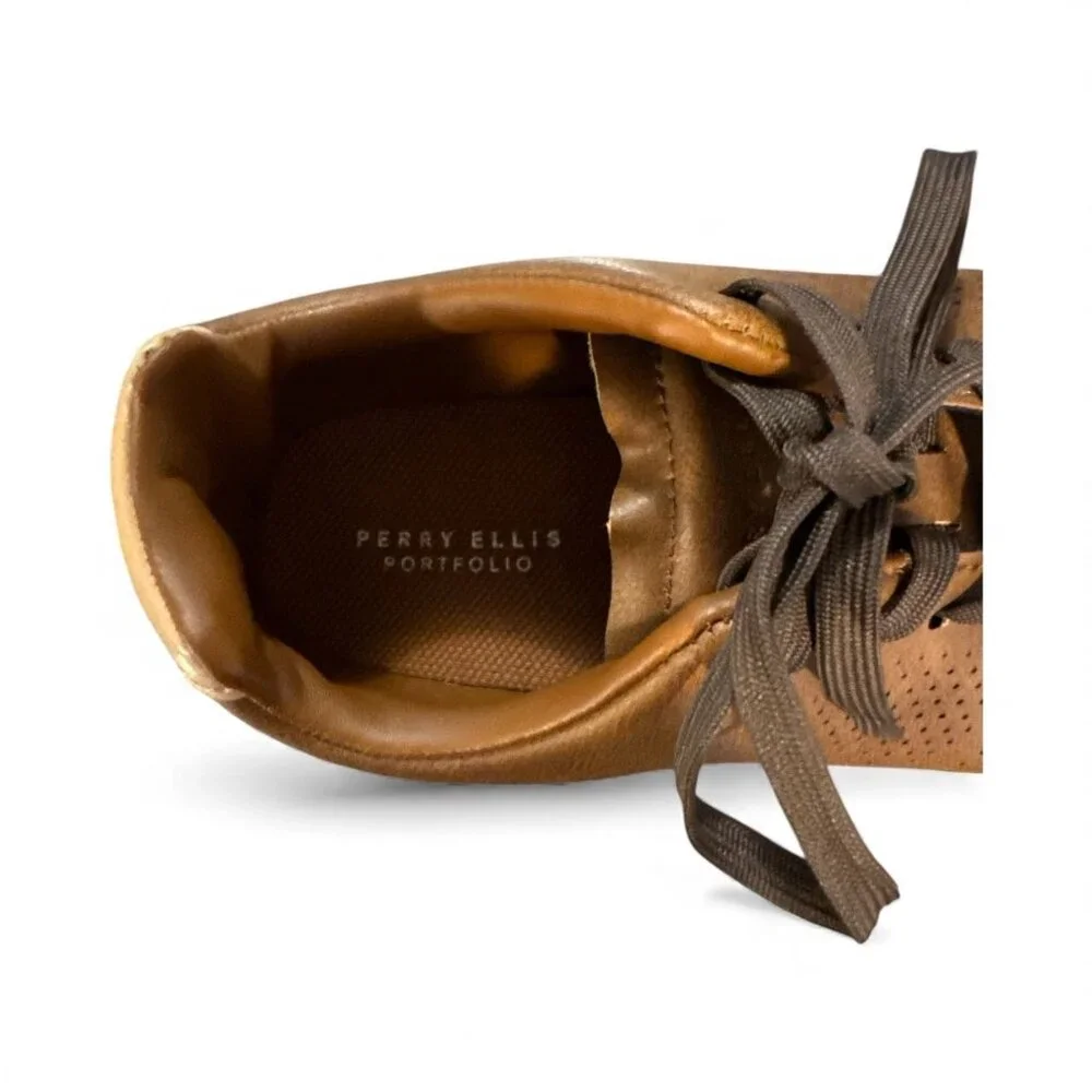 Perry Ellis stylish functional