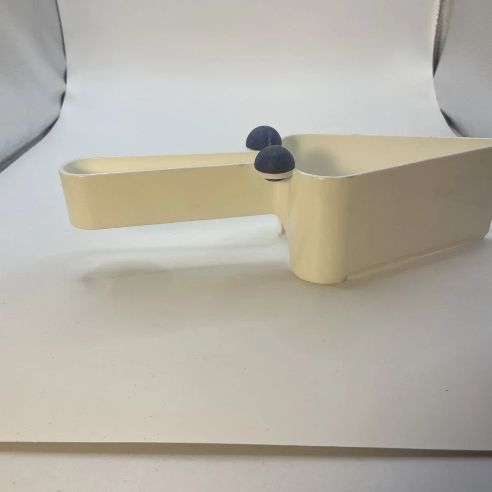 Tupperware Piece O Pie Slicer Cake Cutter Server NUMBER 2872A-1 Blue & White USA