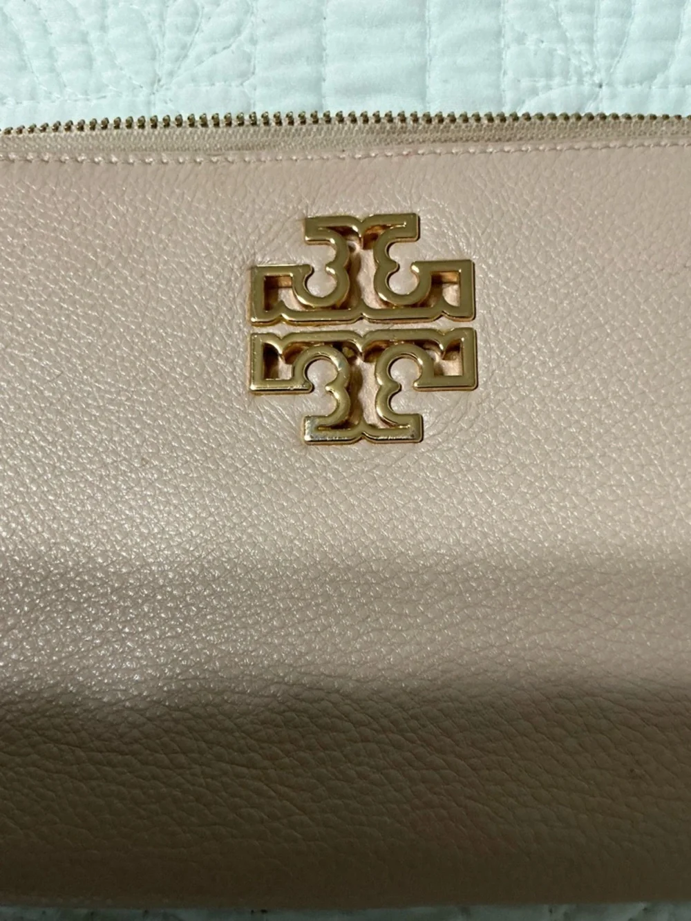 EUC Tory Burch Britten Large Zip Pouch Light Pink