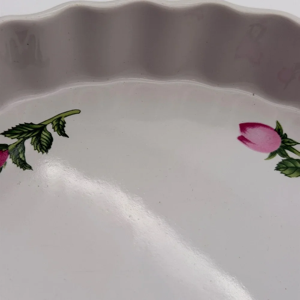 Christineholm Porcelain Quiche Tart Dish Pink Rose Fluted Round White‎ Bakeware