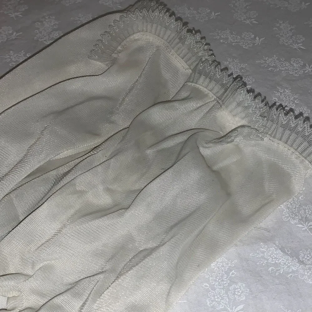 Vintage left fits sheer