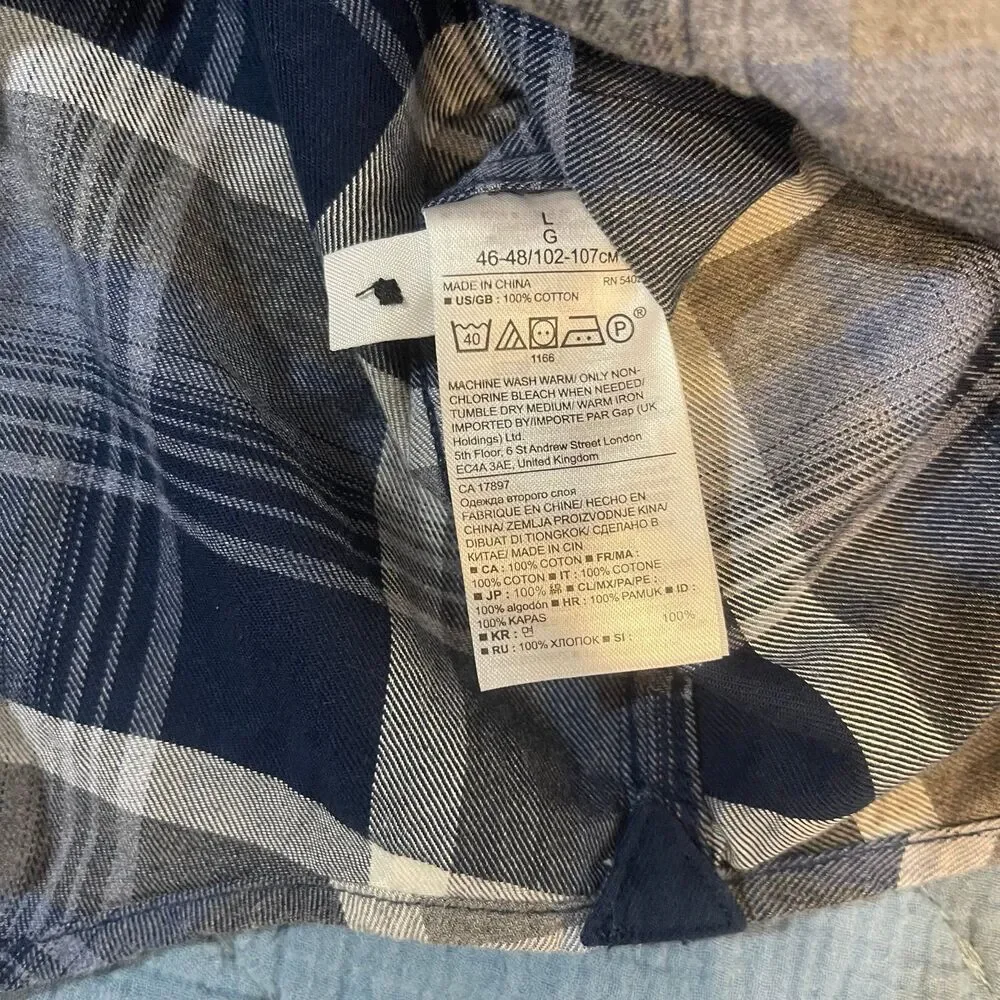 Banana Republic preowned ships