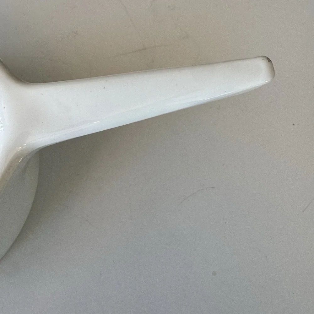 Corningware pristine featuring