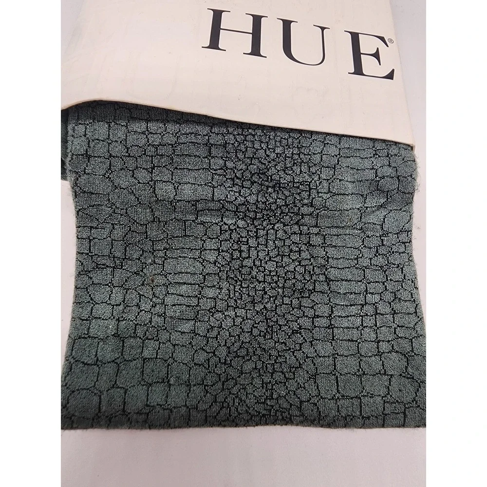 HUE crocodile luster