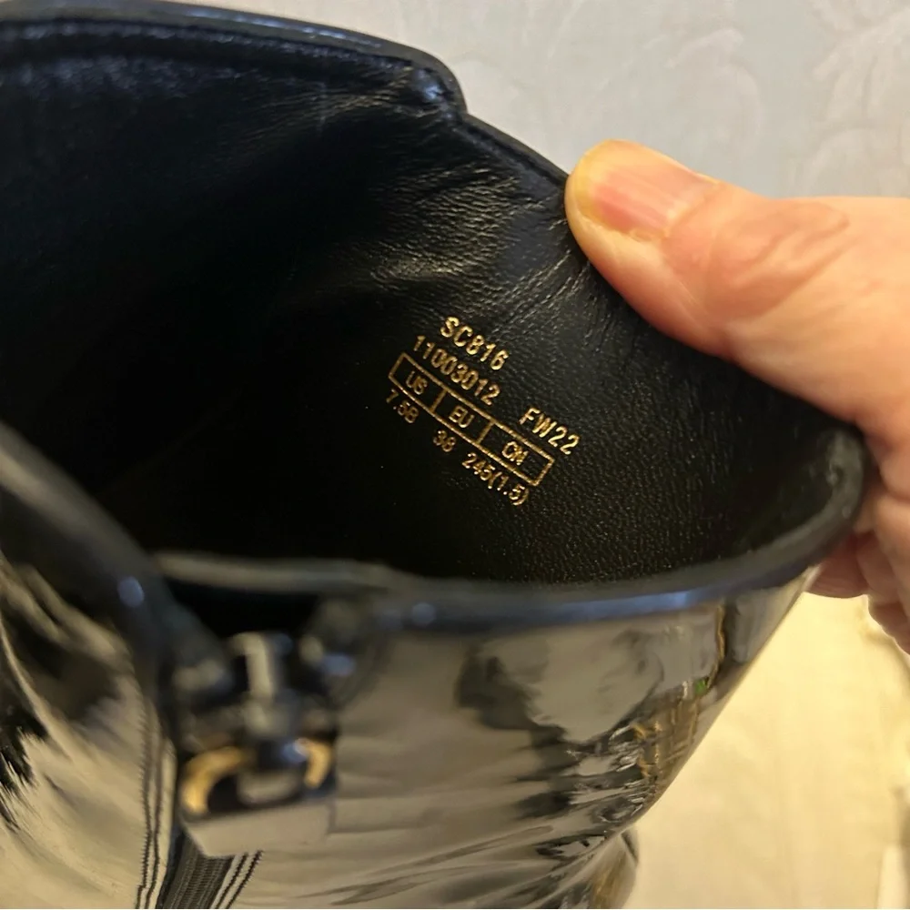 Stuart Weitzman new stuart