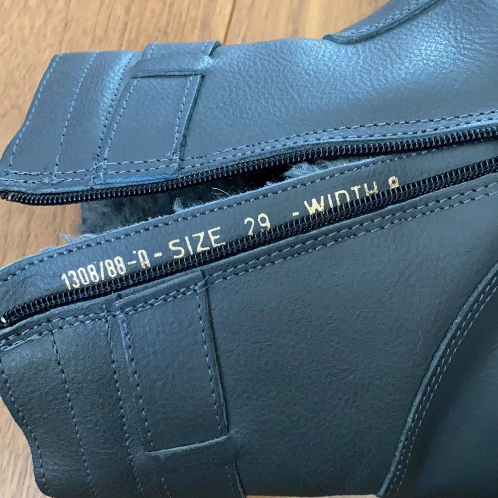 Lucas new grey