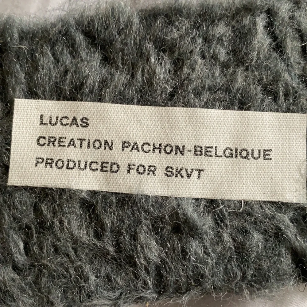 Lucas new grey