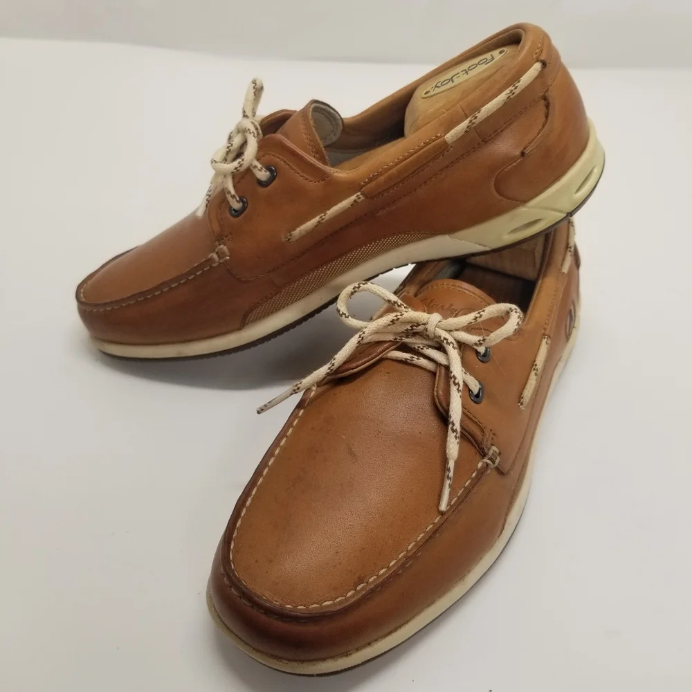 Clarks Rock Men Sz 9.5 Tan Leather Boat Dock Deck Shoe Slip On Lace Up Moccasin