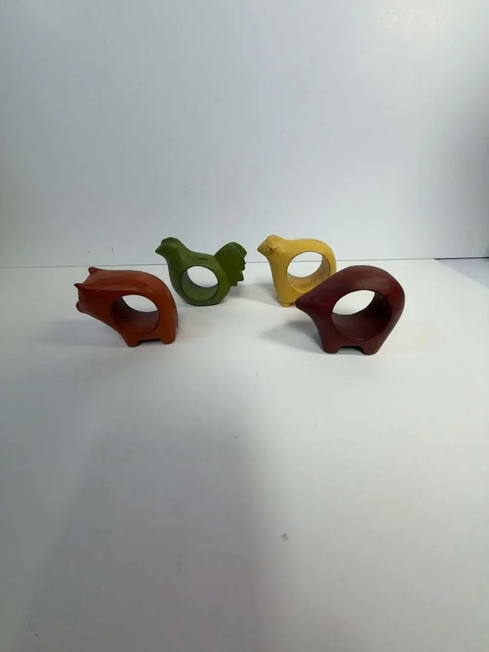 Set of 4 Vintage Hand-Carved Painted Wooden Animal Napkin Rings‎