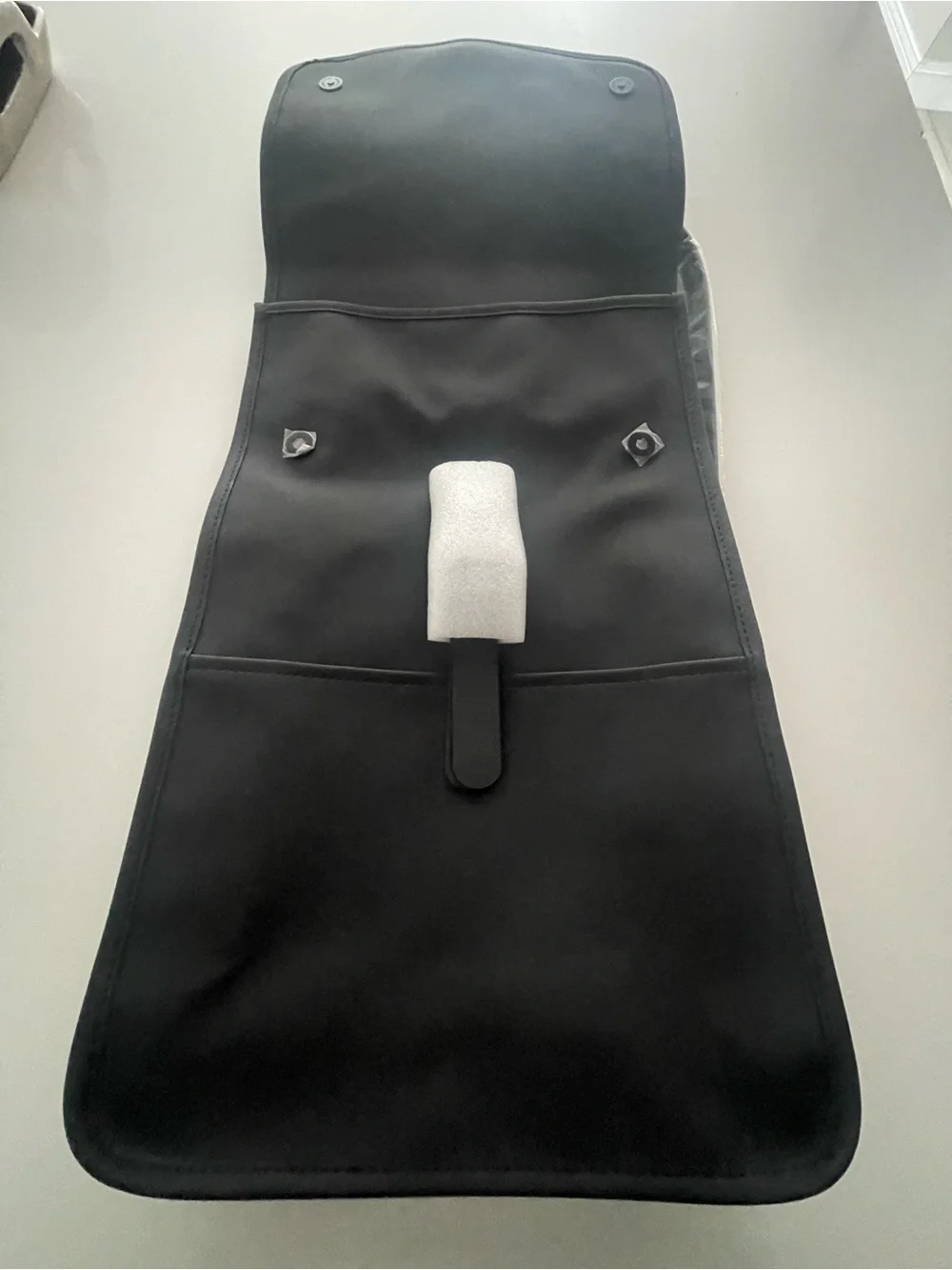 N/A features waterproof