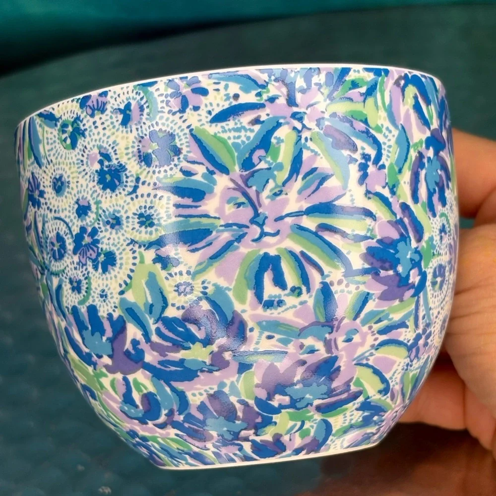 Lilly Pulitzer one lilly