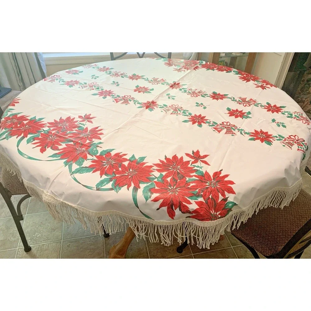 Vintage Christmas Vinyl Tablecloth ROUND 52