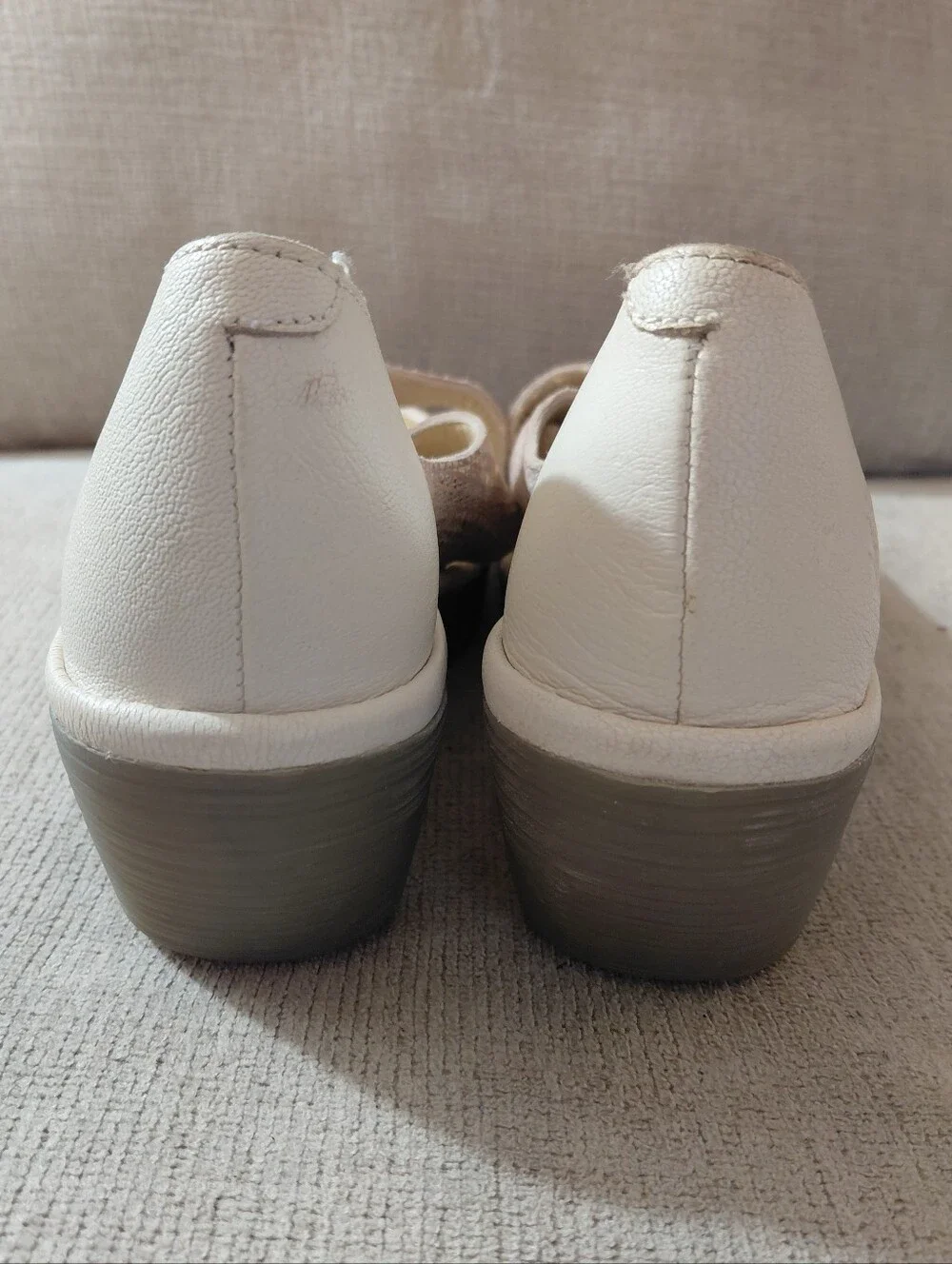Fly London wedge metallic