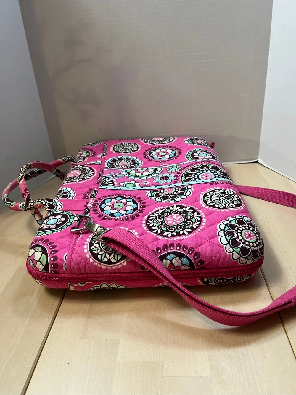 Vera Bradley used signs
