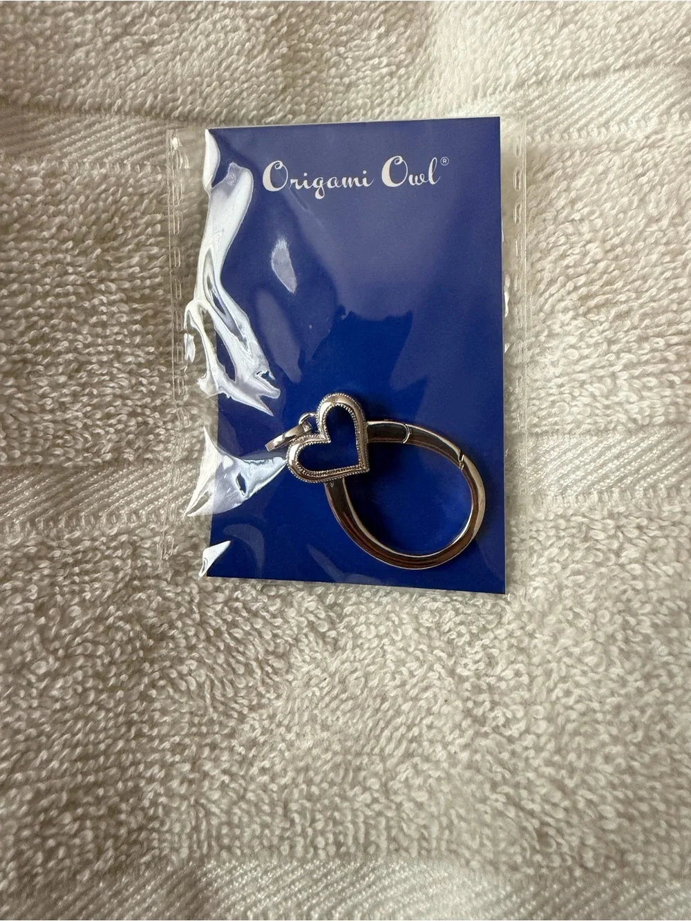 Origami Owl ~ Silver tone heart carabiner clip charm holder