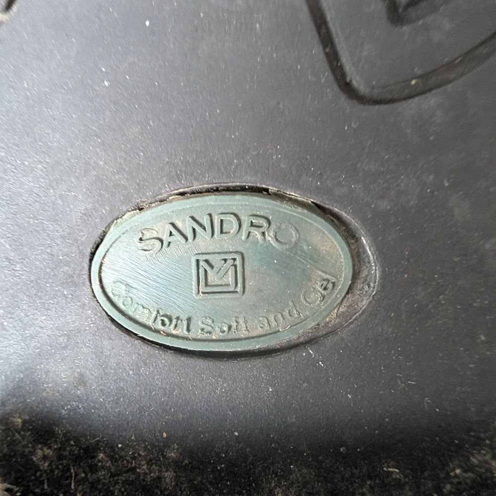 Sandro wide creasing lv