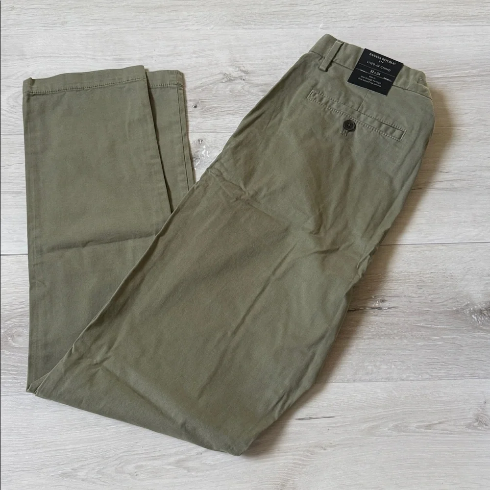 Banana Republic 97% cotton