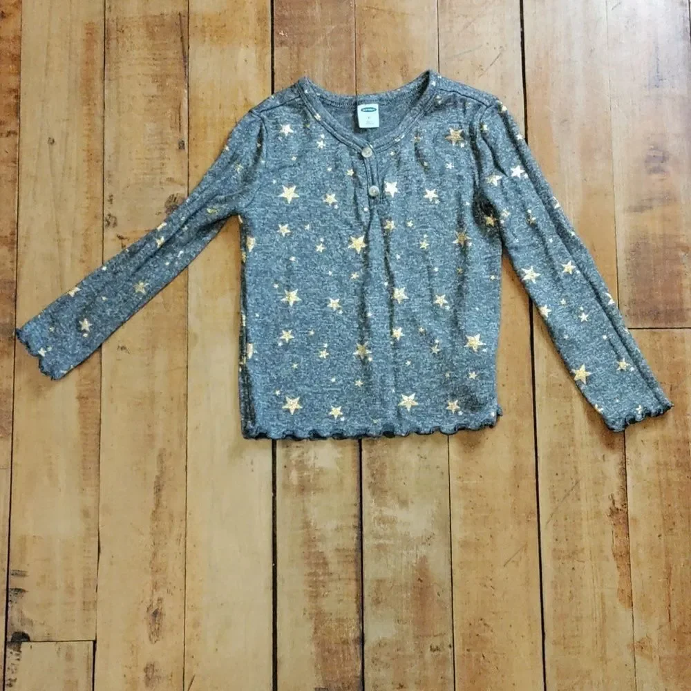 Old Navy shirt 3T long sleeve gray gold stars cotton spring neutral graphic tee
