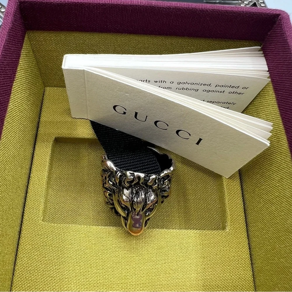 Gucci bold ring
