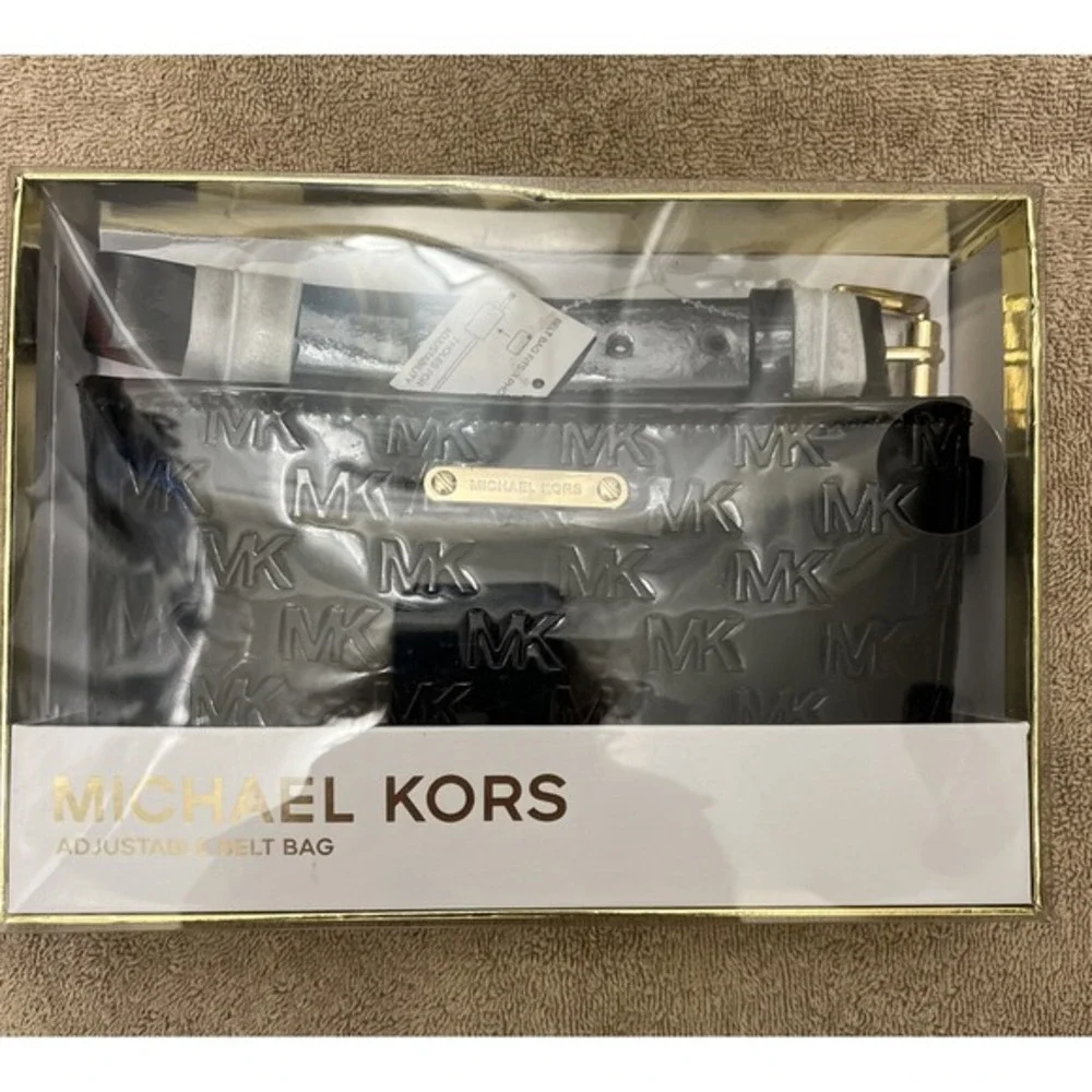 Michael Kors MK Logo Debossed Adjustable Belt Bag Patent Leather Black‎