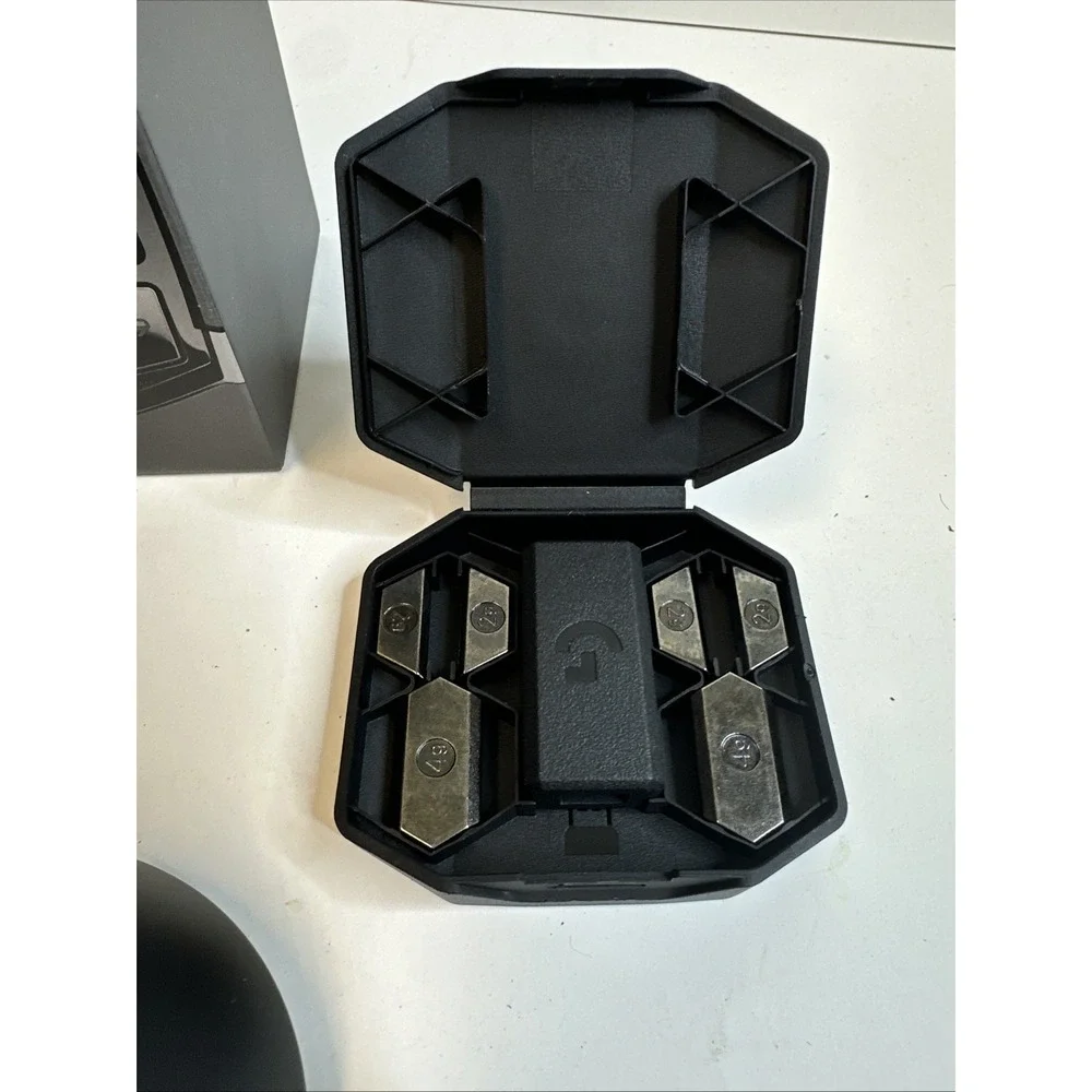 Logitech mouse box