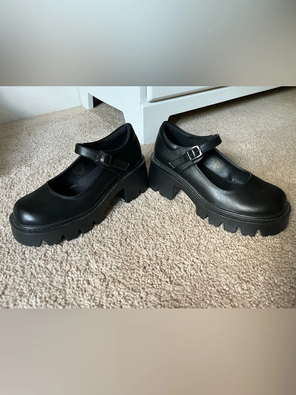 Dream Pairs made faux