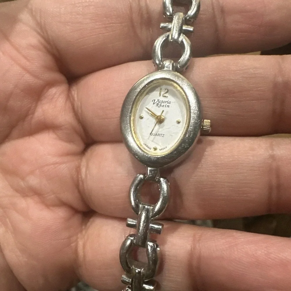 Vintage Victoria‎ Rhein Quartz 18mm Women's Watch Working Fit 6.5 New Battery