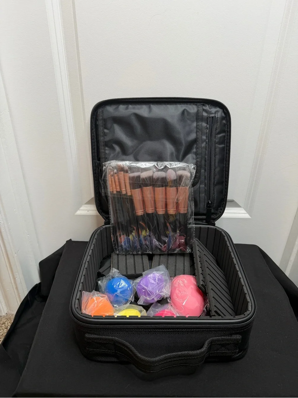 Travel‎ makeup Toiletry case in black NEW