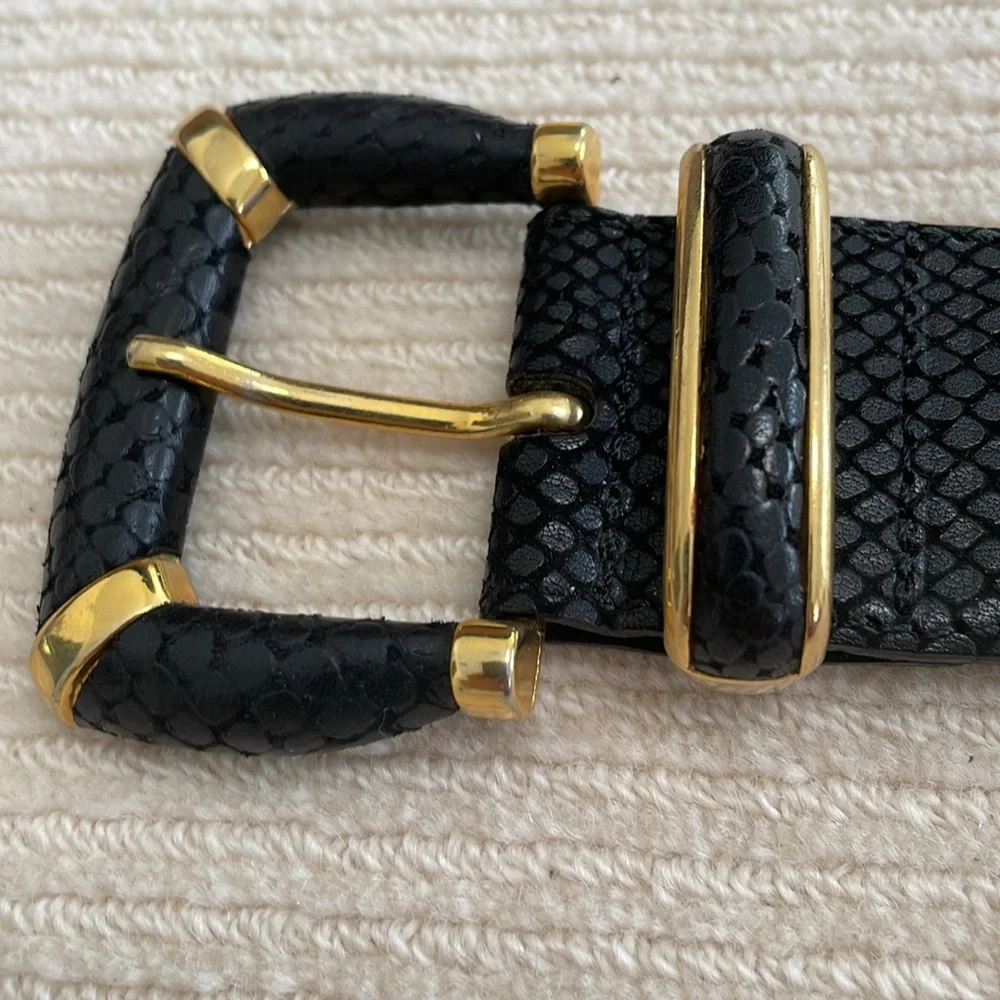 N/A beautiful black