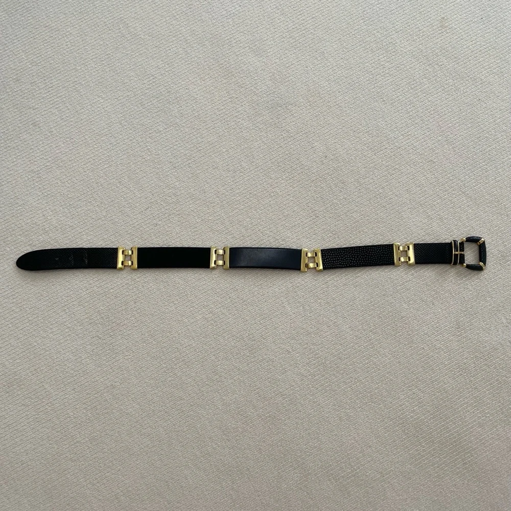 N/A beautiful black