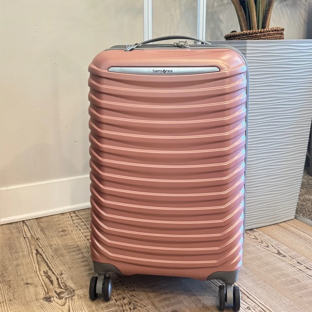Samsonite robust construction