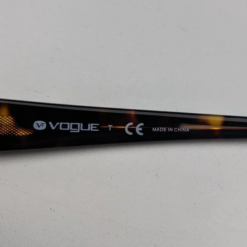 Vogue lens 56