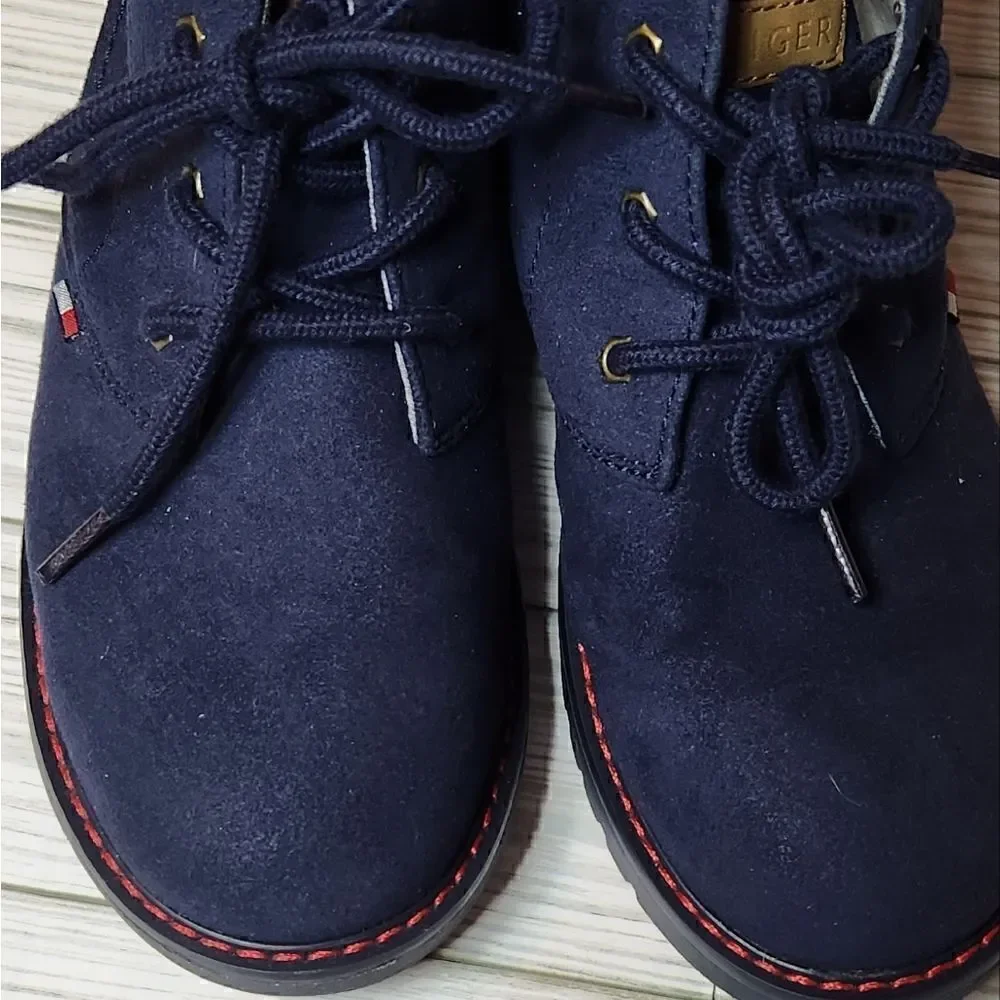Tommy Hilfiger Navy Bramson Chukka Boot Boy Size 3
