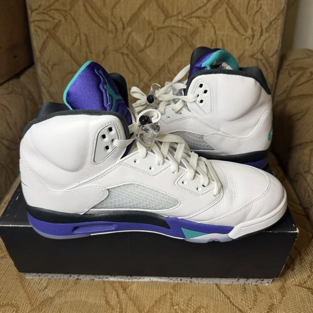 Air Jordan 5 Retro Grape 2025 HQ7978-100 Sneakers Size 13 W/ Box