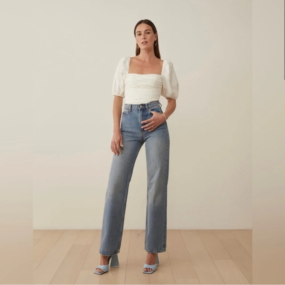 Romantic Barry‎ Top Reformation