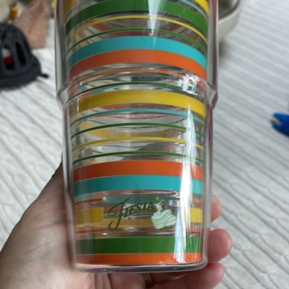 Tervis Fiesta collaboration 24oz tumbler with green lid. Coffee mug Hot/cold.