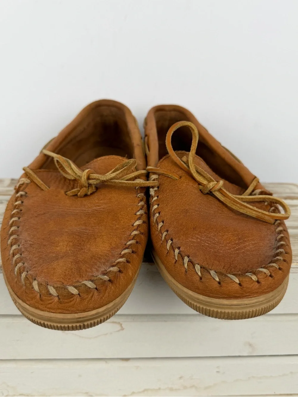Minnetonka moosehide classic