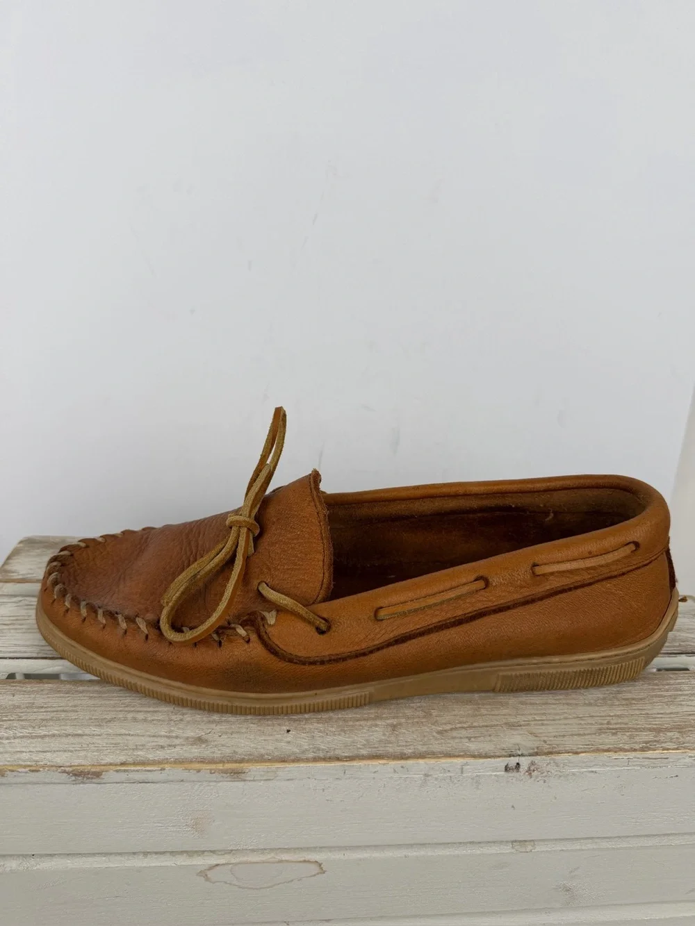 Minnetonka moosehide classic