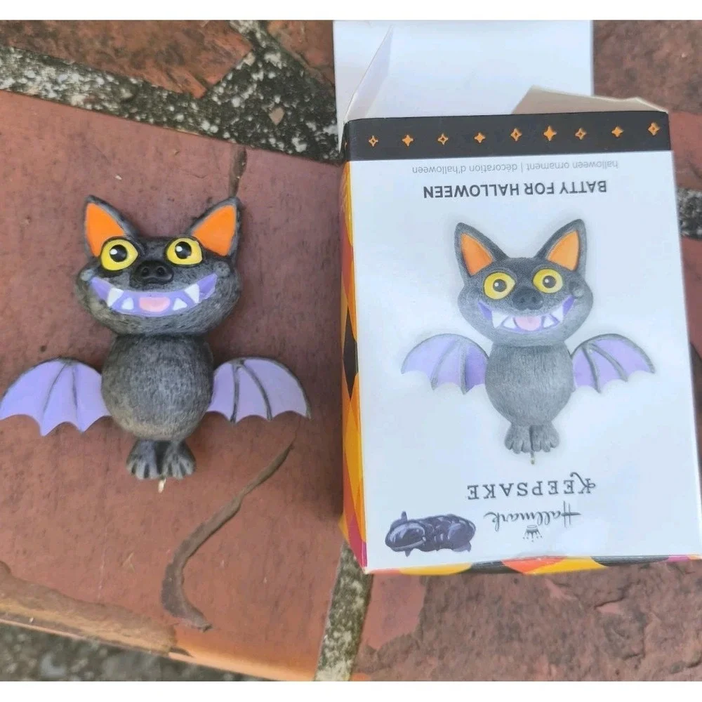 Hallmark Keepsake Ornament Halloween 2013 Cat O'Lantern With Original‎ Box